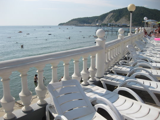 Отдых на Черном море в Лермонтово